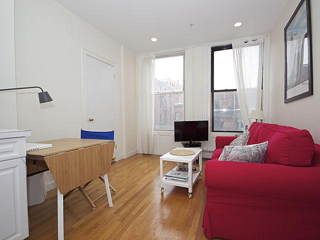 1 bed, 1 bath apartment for rent at 483 Beacon St Unit 44, Back Bay — photo 4 of 12