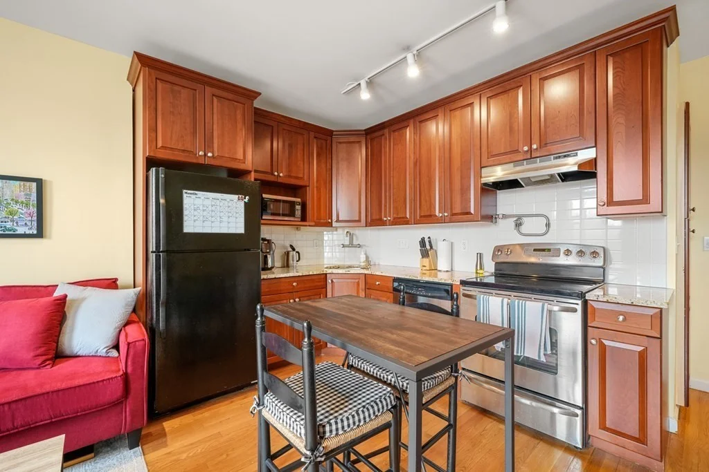 1 bed, 1 bath apartment for rent at 483 Beacon St Unit 56, Boston — photo 6 of 18