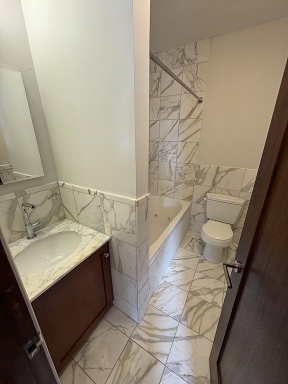 2 bed, 1 bath apartment for rent at 483 Beacon St Unit 75, Back Bay — photo 18 of 20