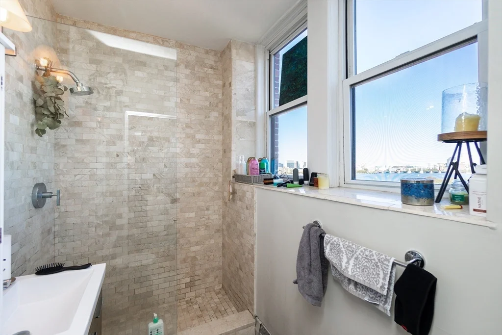 Studio bed, 1 bath apartment for rent at 483 Beacon St Unit PH6, Back Bay — photo 12 of 17