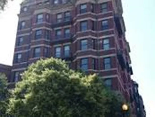1 bed, 1 bath apartment for rent at 483 Beacon Unit 84, Boston — photo 1 of 2