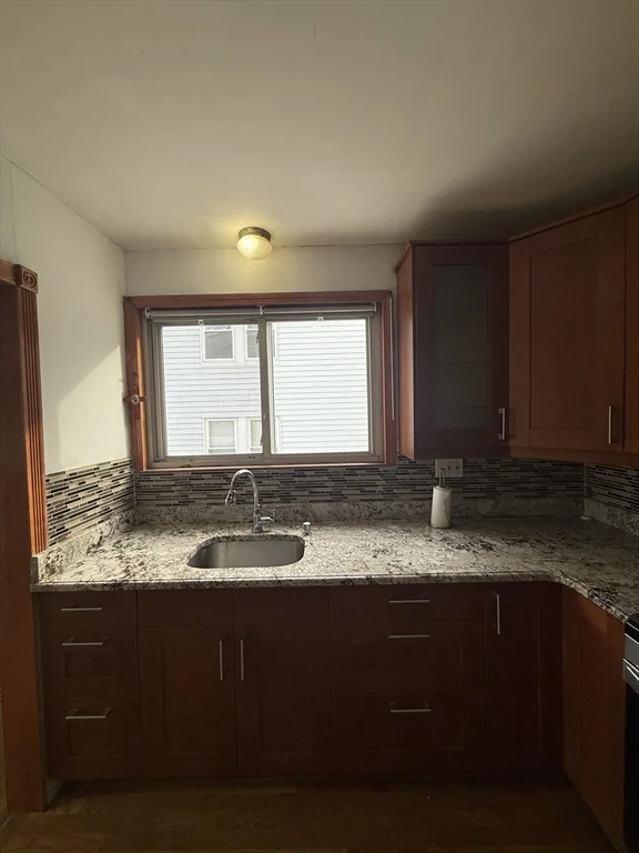 3 bed, 2 bath apartment for rent at 483 Broadway Unit 01, Medford — photo 11 of 17