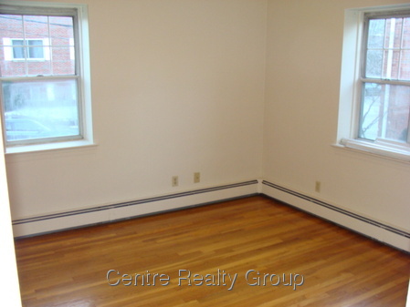 2 bed, 1 bath apartment for rent at 483 Centre St Unit 5, Newton Corner — photo 6 of 6