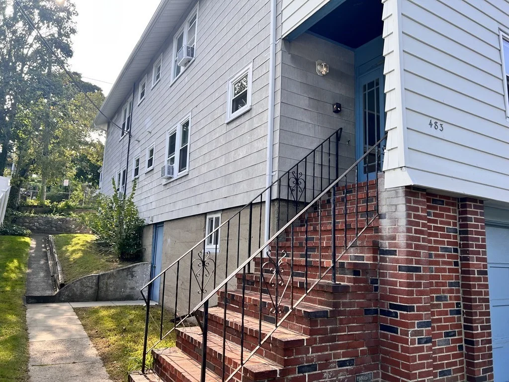 1 bed, 1 bath apartment for rent at 483 Newport Ave Unit 7, Quincy Center — photo 6 of 8
