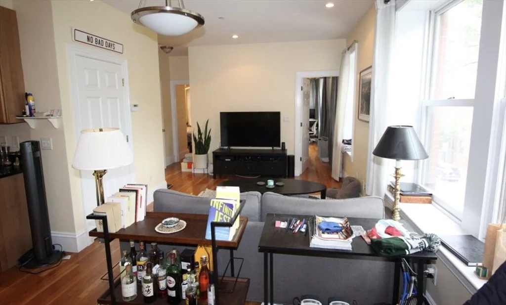 2 bed, 1 bath apartment for rent at 483 Shawmut Ave Unit 5, South End — photo 5 of 12