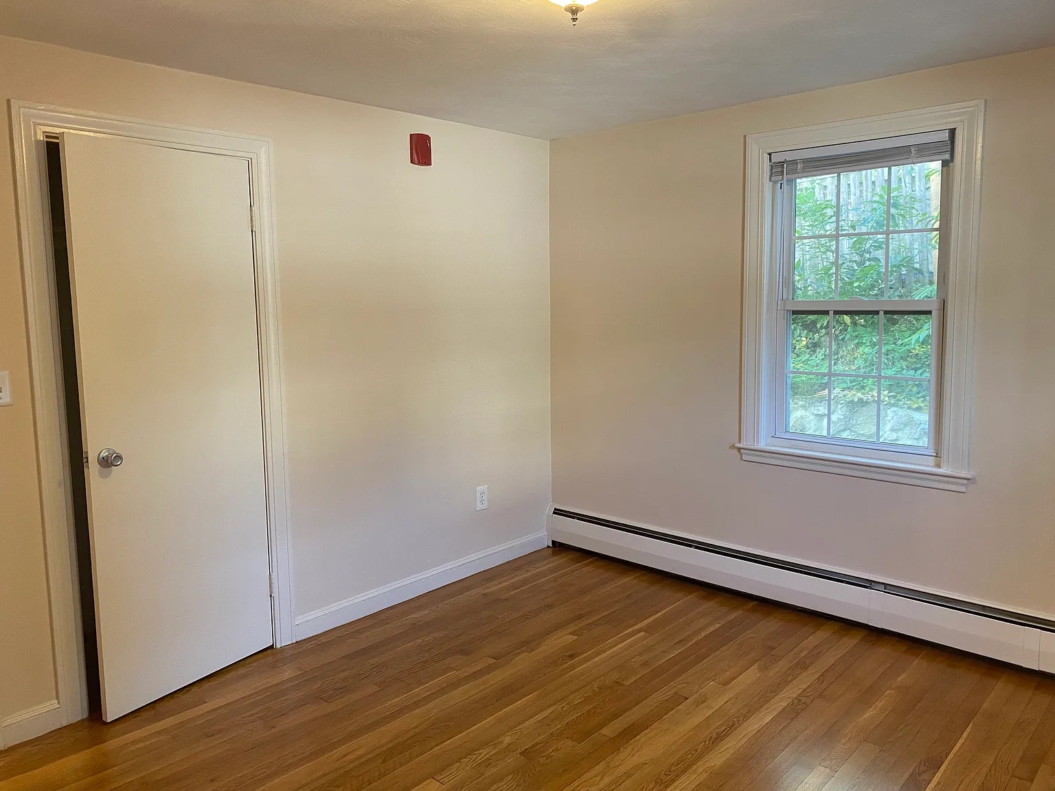 2 bed, 1 bath apartment for rent at 4833 Washington St Unit 3L, West Roxbury — photo 9 of 16