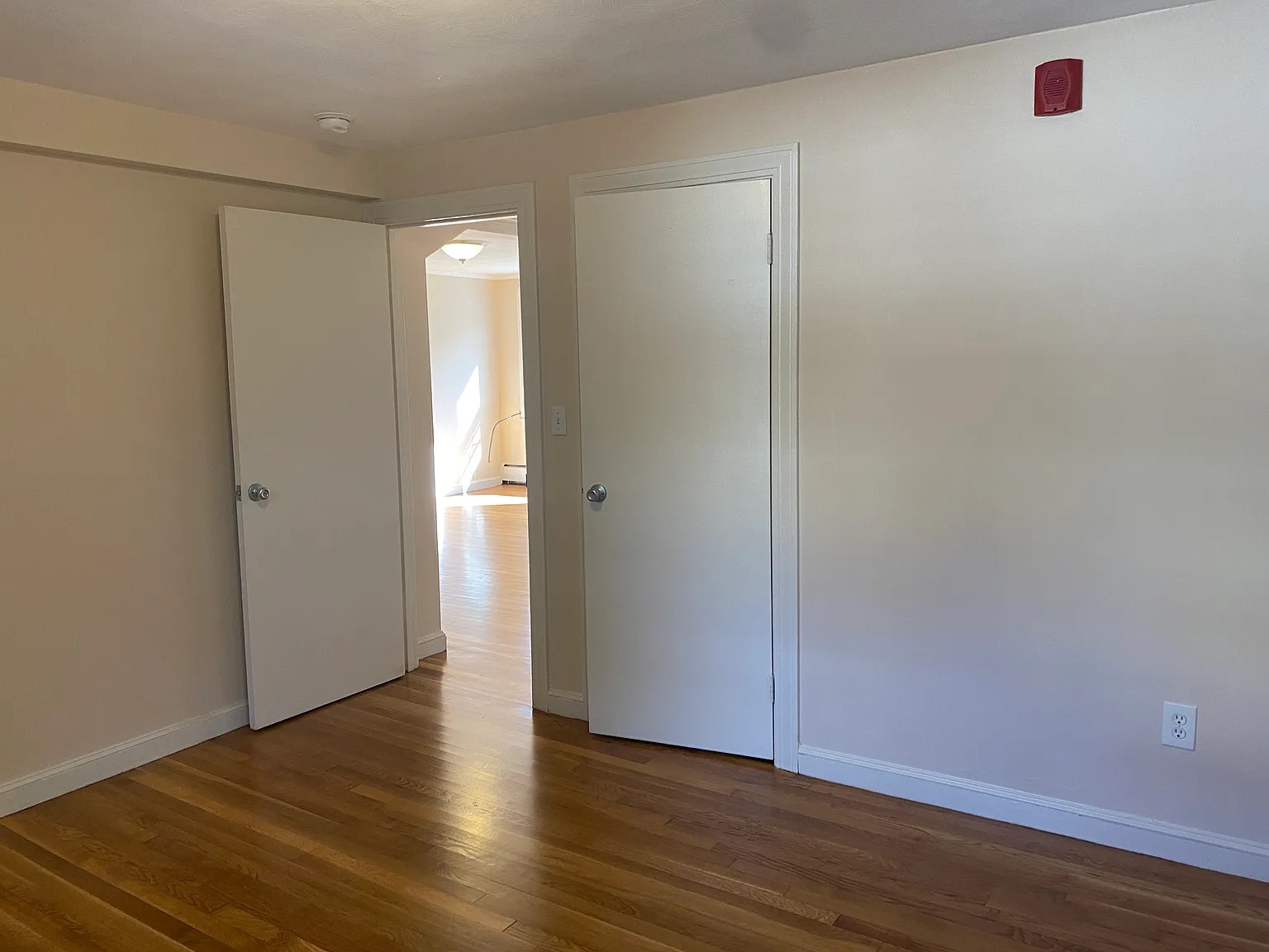 2 bed, 1 bath apartment for rent at 4833 Washington St Unit 3L, West Roxbury — photo 10 of 16