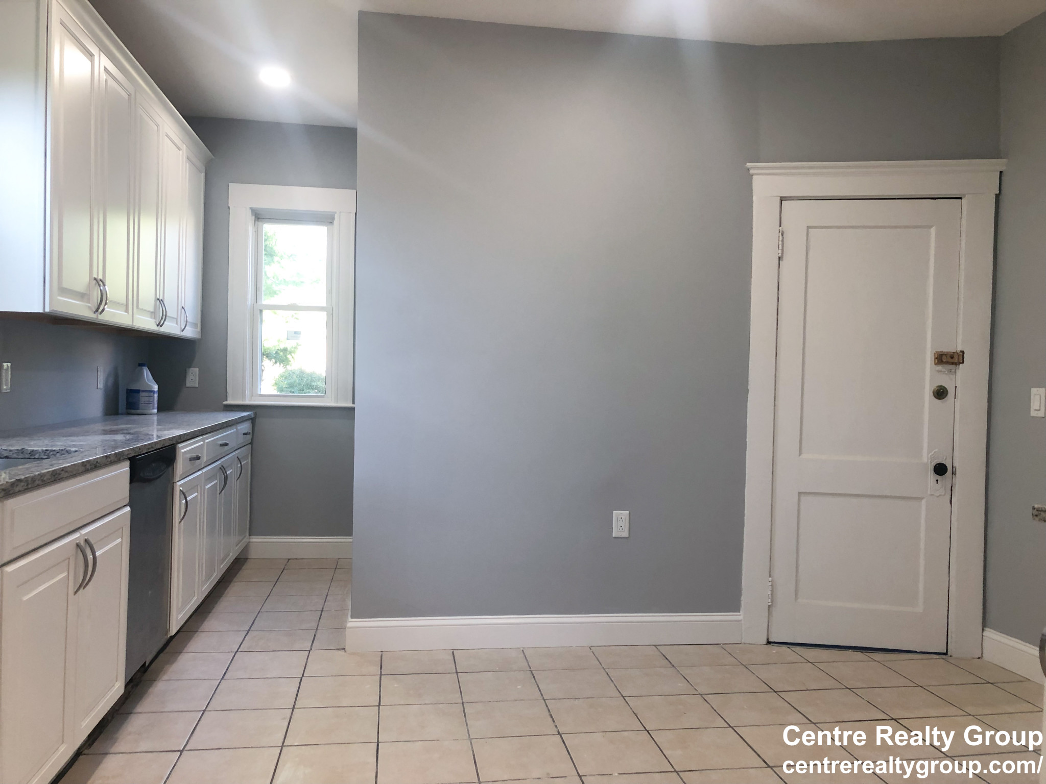 2 bed, 1 bath apartment for rent at 4843 Washington Unit 1, West Roxbury — photo 2 of 13