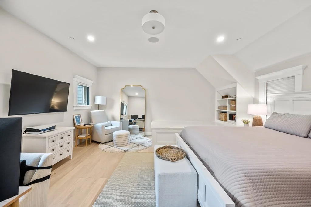 3 bed, 2.5 bath apartment for rent at 485 Ashmont St Unit 5, Dorchester — photo 5 of 10