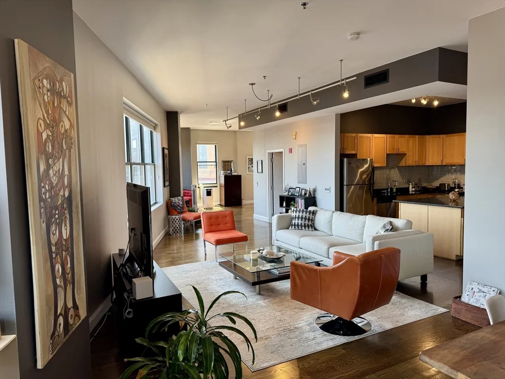 1 bed, 2 bath apartment for rent at 485 Harrison Ave Unit 407, South End