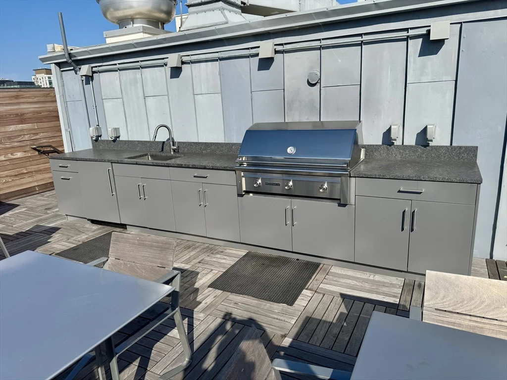 1 bed, 2 bath apartment for rent at 485 Harrison Ave Unit 407, South End — photo 17 of 23
