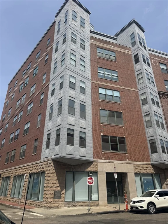1 bed, 2 bath apartment for rent at 485 Harrison Ave Unit 407, South End — photo 22 of 23
