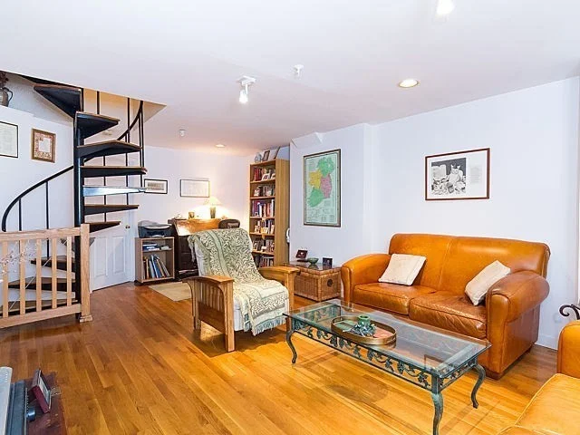 1 bed, 1 bath apartment for rent at 486 Beacon St Unit 1, Back Bay — photo 3 of 10