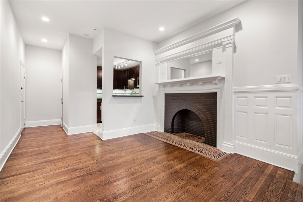 2 bed, 2 bath apartment for rent at 486 Beacon St Unit 2, Back Bay — photo 9 of 14