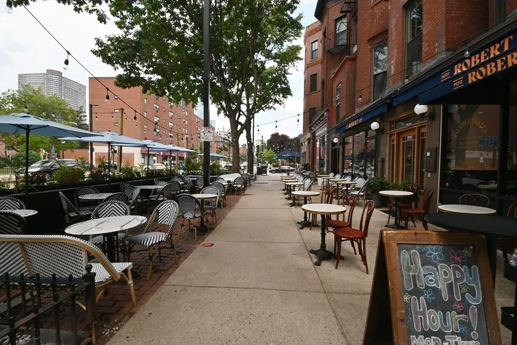 2 bed, 1 bath apartment for rent at 486 Columbus Ave Unit 2, South End — photo 13 of 14