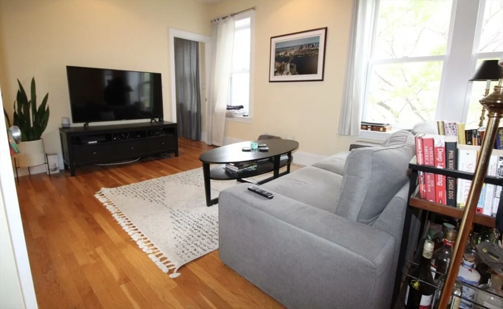 2 bed, 1 bath apartment for rent at 486 Shawmut Ave Unit 5, South End — photo 1 of 12
