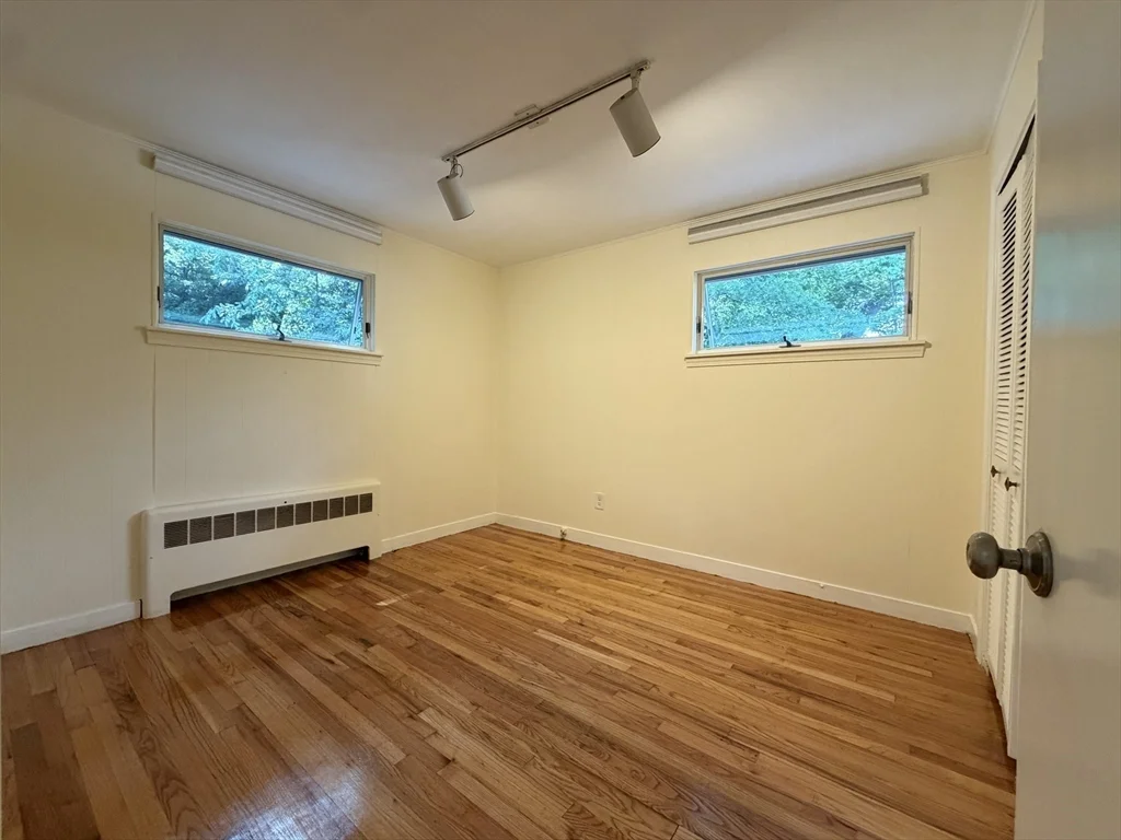 4 bed, 2 bath apartment for rent at 487 Lowell Ave Unit 2, Newtonville — photo 9 of 28