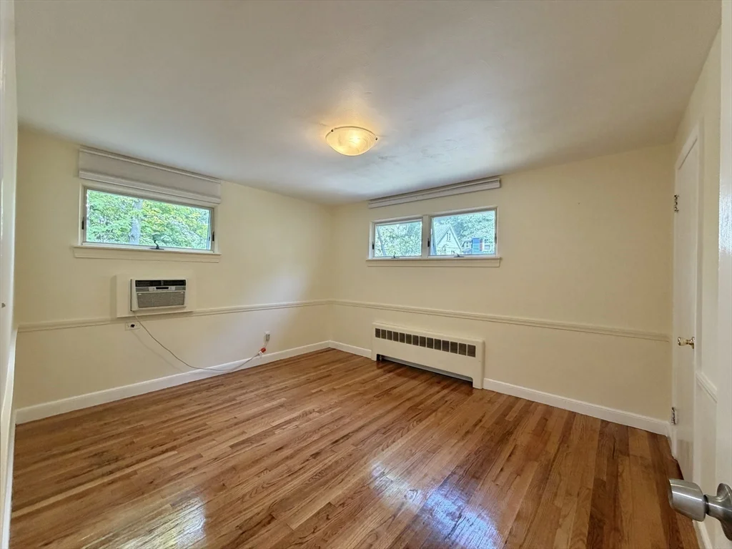 4 bed, 2 bath apartment for rent at 487 Lowell Ave Unit 2, Newtonville — photo 10 of 28