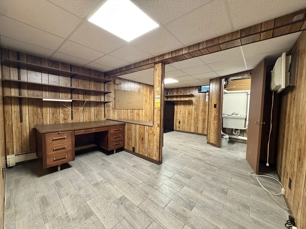 4 bed, 2 bath apartment for rent at 487 Lowell Ave Unit 2, Newtonville — photo 24 of 28