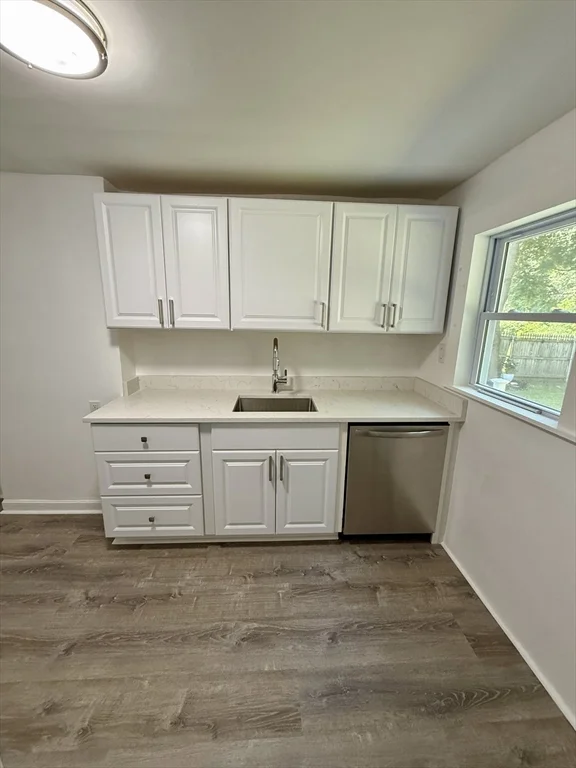 2 bed, 1 bath apartment for rent at 487 Mill St Unit B, Worcester — photo 12 of 24