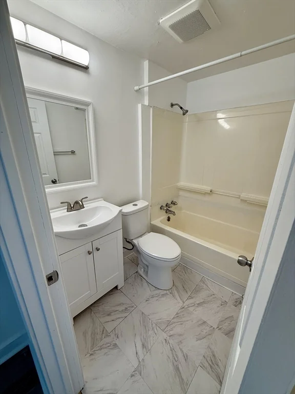 2 bed, 1 bath apartment for rent at 487 Mill St Unit B, Worcester — photo 20 of 24