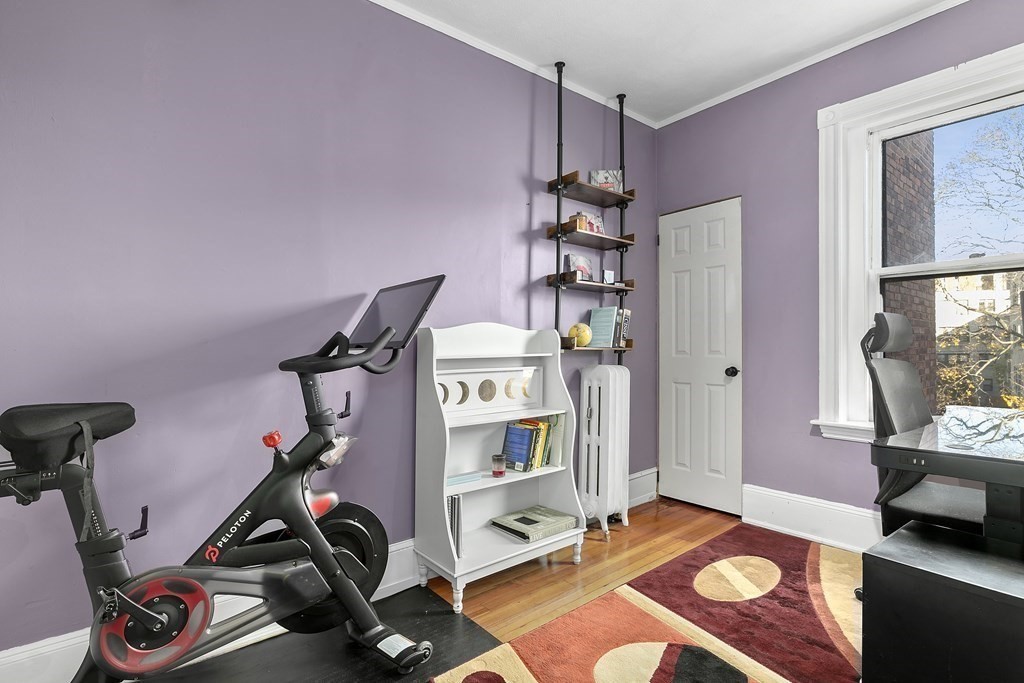3 bed, 1 bath apartment for rent at 487 Washington St Unit 2, Griggs Park — photo 10 of 10
