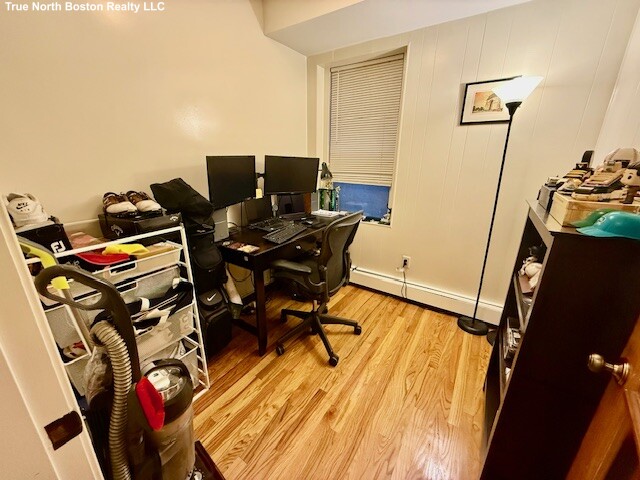 2 bed, 1 bath apartment for rent at 488 Commercial St Unit 2, North End — photo 9 of 17