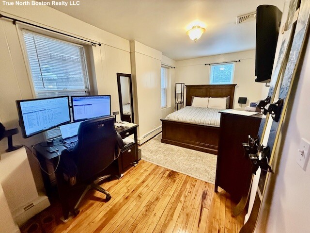 2 bed, 1 bath apartment for rent at 488 Commercial St Unit 2, North End — photo 14 of 17