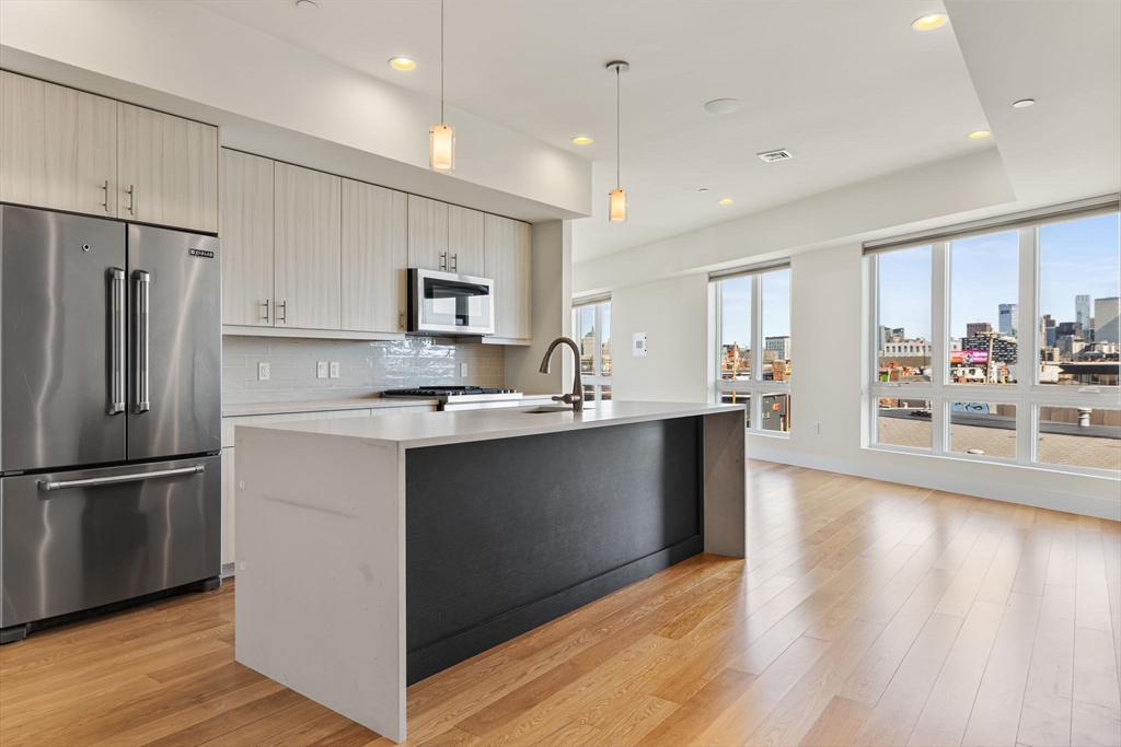 2 bed, 2 bath apartment for rent at 488 Dorchester Ave Unit 3K, South Boston