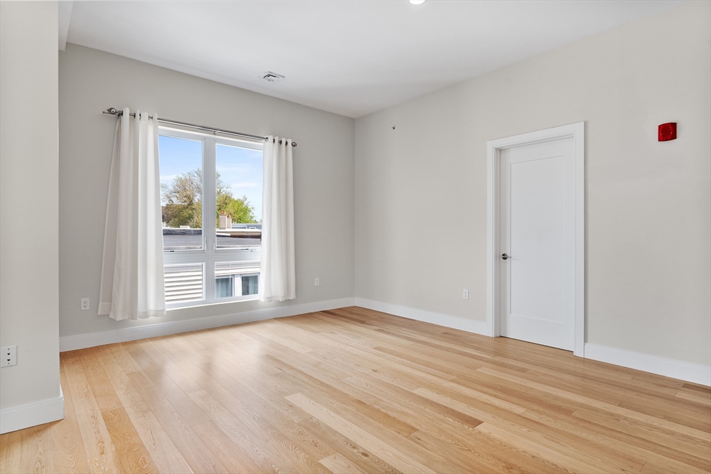 2 bed, 2 bath apartment for rent at 488 Dorchester Unit 4I, South Boston — photo 9 of 23