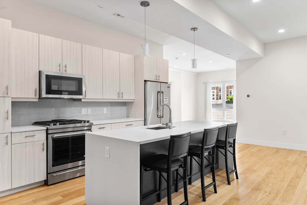 2 bed, 2 bath apartment for rent at 488 Dorchester Unit 4I, South Boston