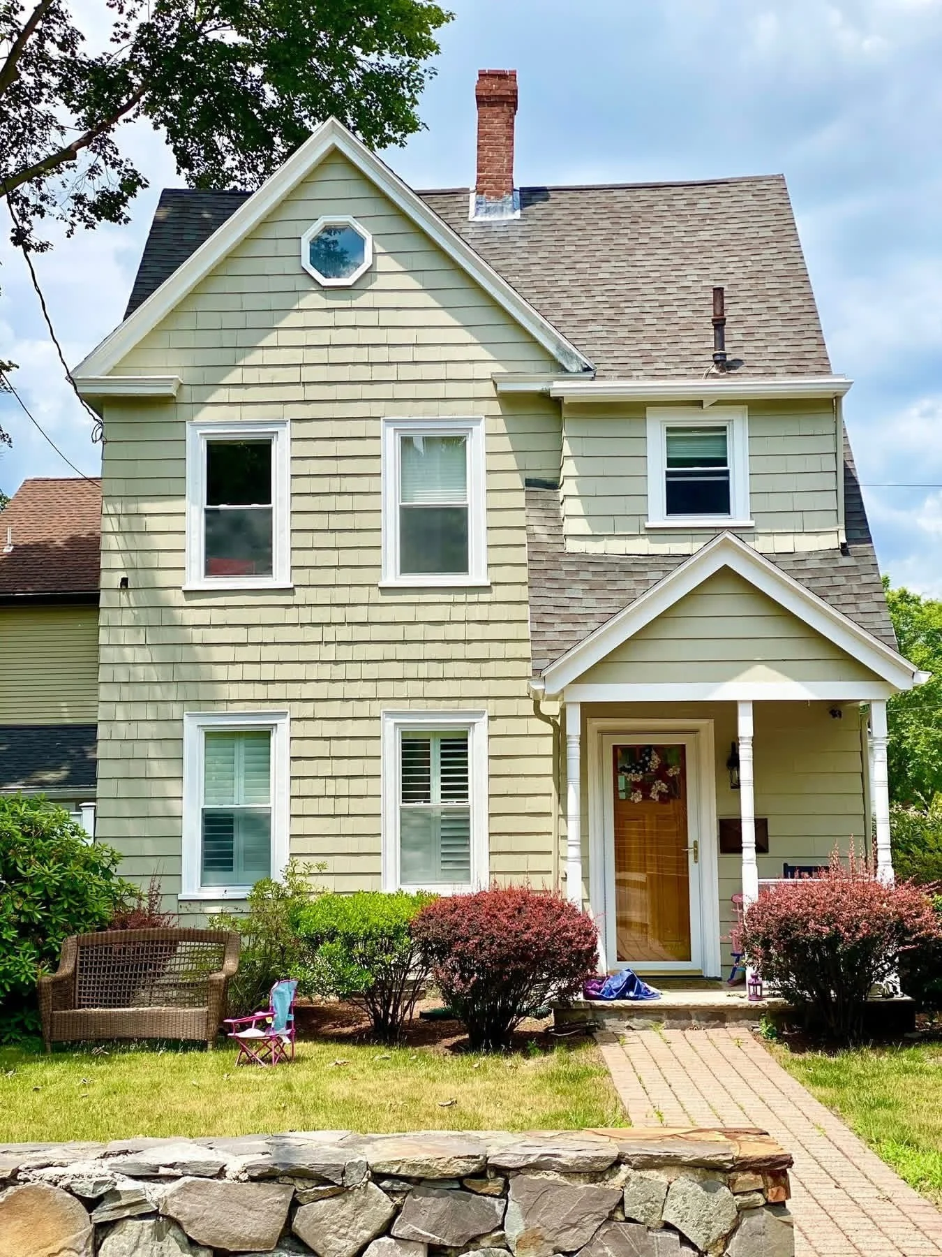 4 bed, 1 bath apartment for rent at 488 Washington St Unit 0, Winchester