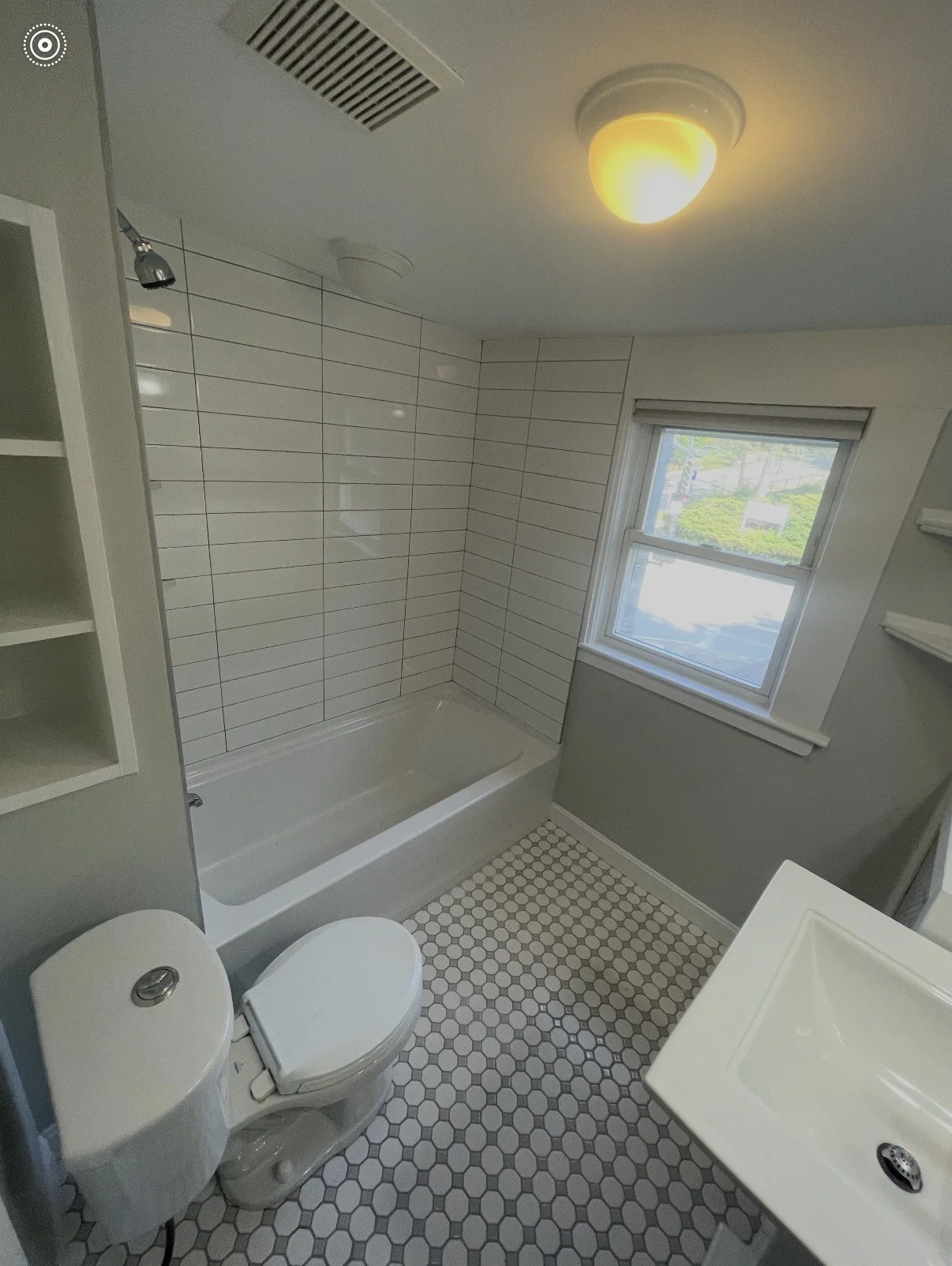 4 bed, 1 bath apartment for rent at 488 Washington St Unit 0, Winchester — photo 13 of 19