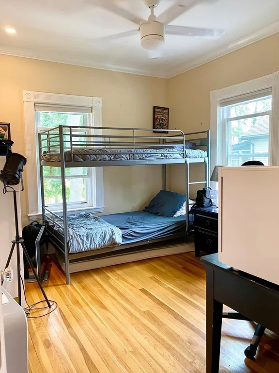 4 bed, 1 bath apartment for rent at 488 Washington St, Winchester — photo 12 of 20