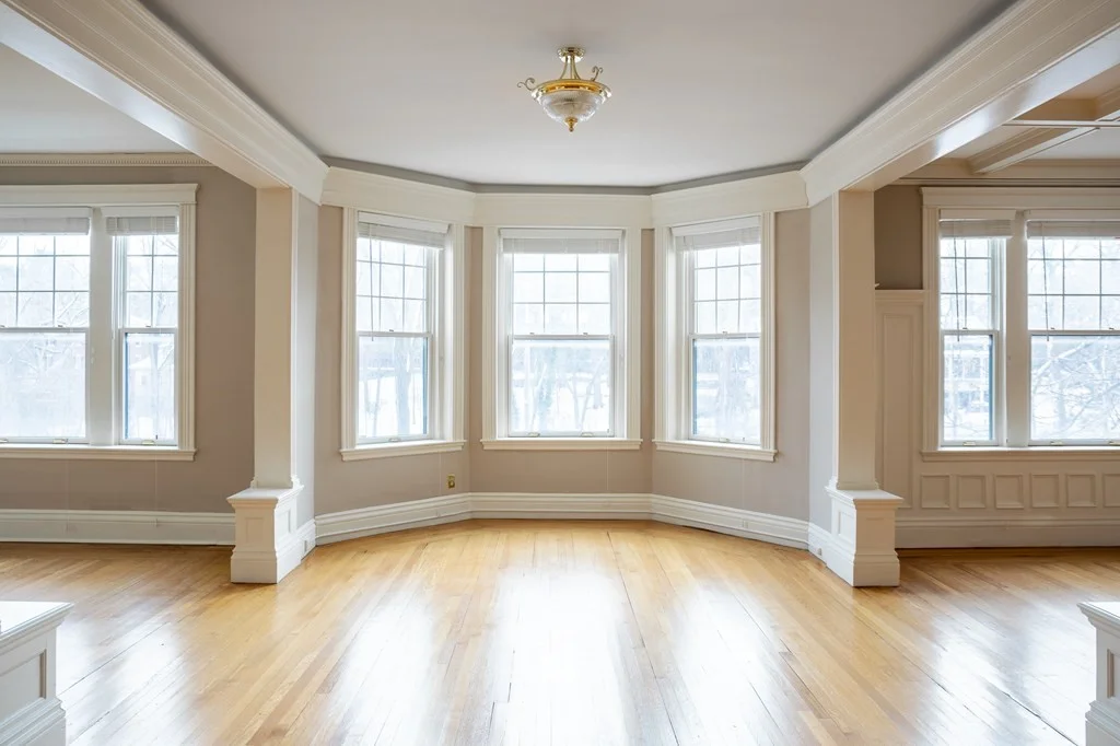 4 bed, 2 bath apartment for rent at 489 Boylston St Unit 2, Brookline Hills — photo 1 of 21