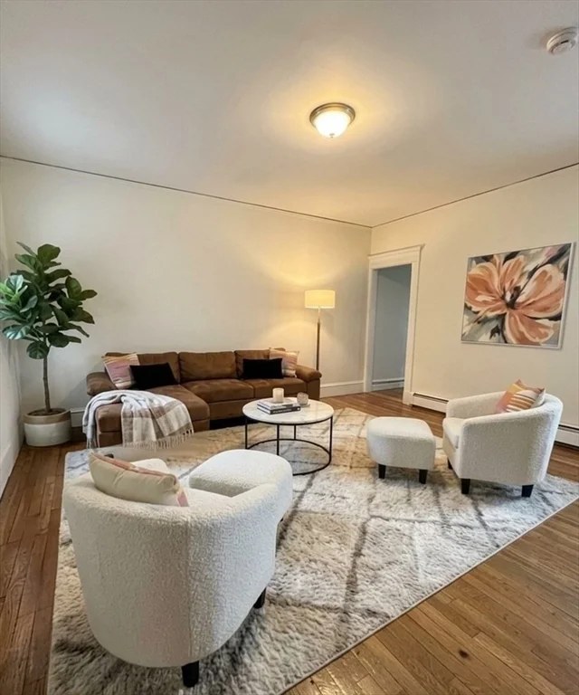 3 bed, 1 bath apartment for rent at 489 East Broadway Unit 3, South Boston — photo 4 of 15