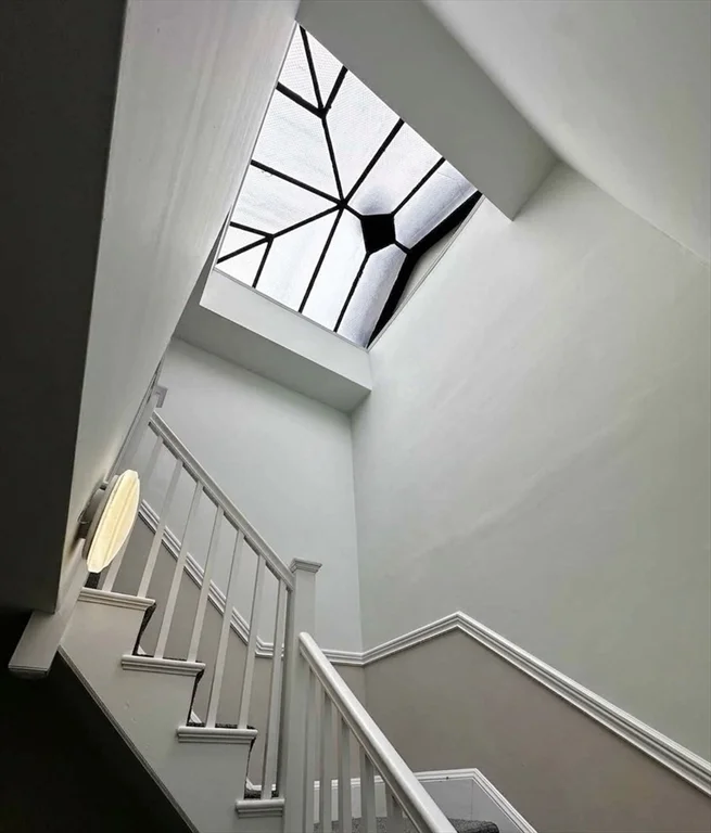 3 bed, 1 bath apartment for rent at 489 East Broadway Unit 3, South Boston — photo 15 of 15