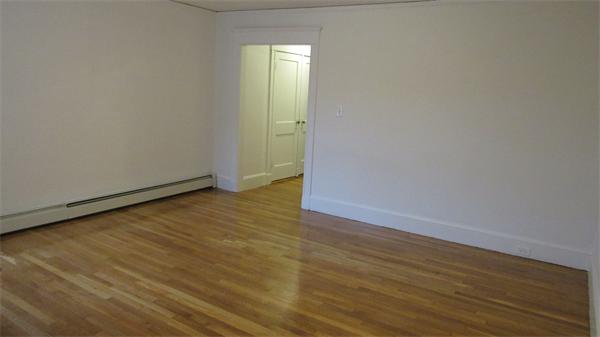 3 bed, 1 bath apartment for rent at 489 East Broadway Unit 1, South Boston — photo 26 of 30