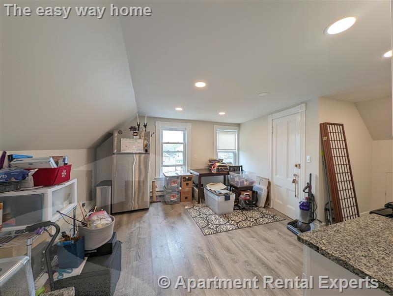 1 bed, 1 bath apartment for rent at 489 Main St Unit 3 (1 Bed), Magoun Square — photo 4 of 13