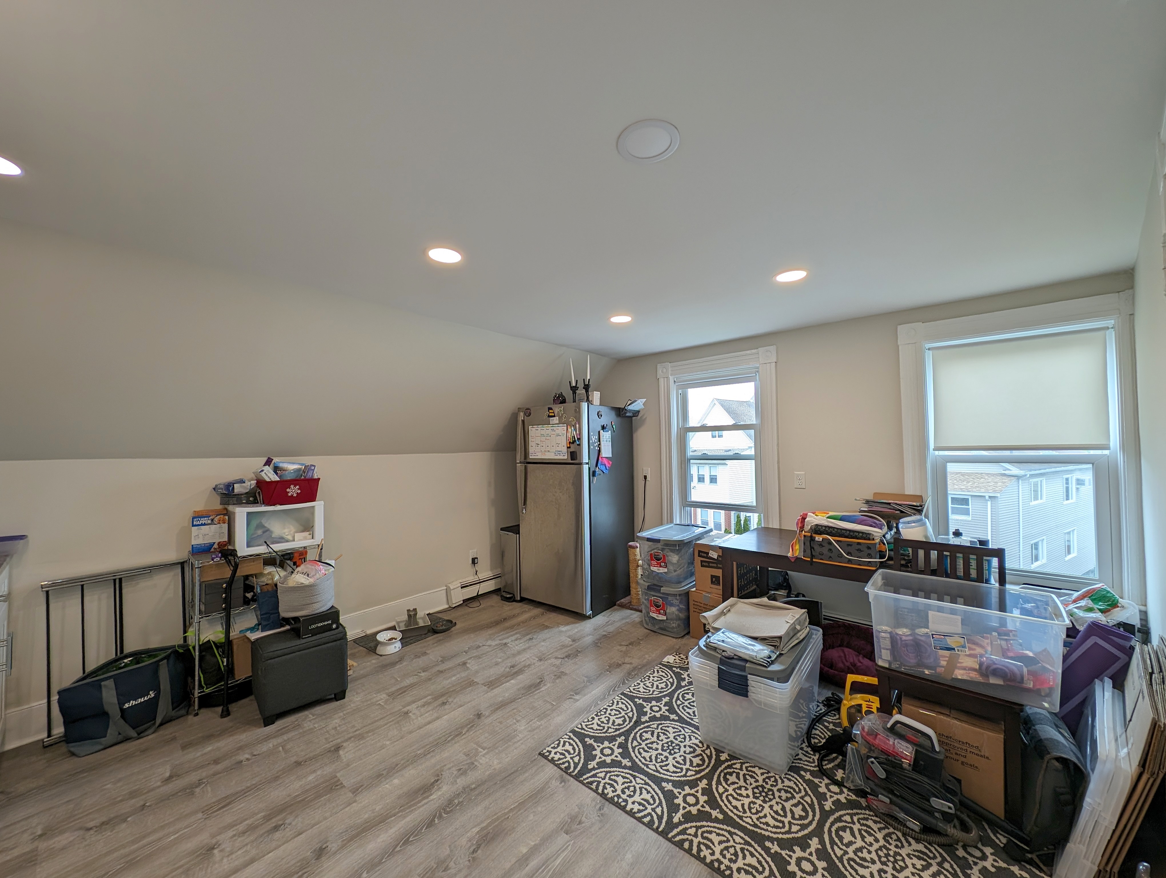 4.5 bed, 2 bath apartment for rent at 489 Main St Unit 489, South Medford — photo 23 of 32