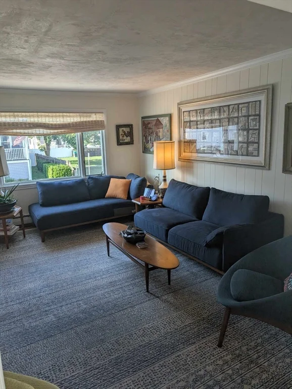 2 bed, 1 bath apartment for rent at 48A B, The Alphabets — photo 3 of 12