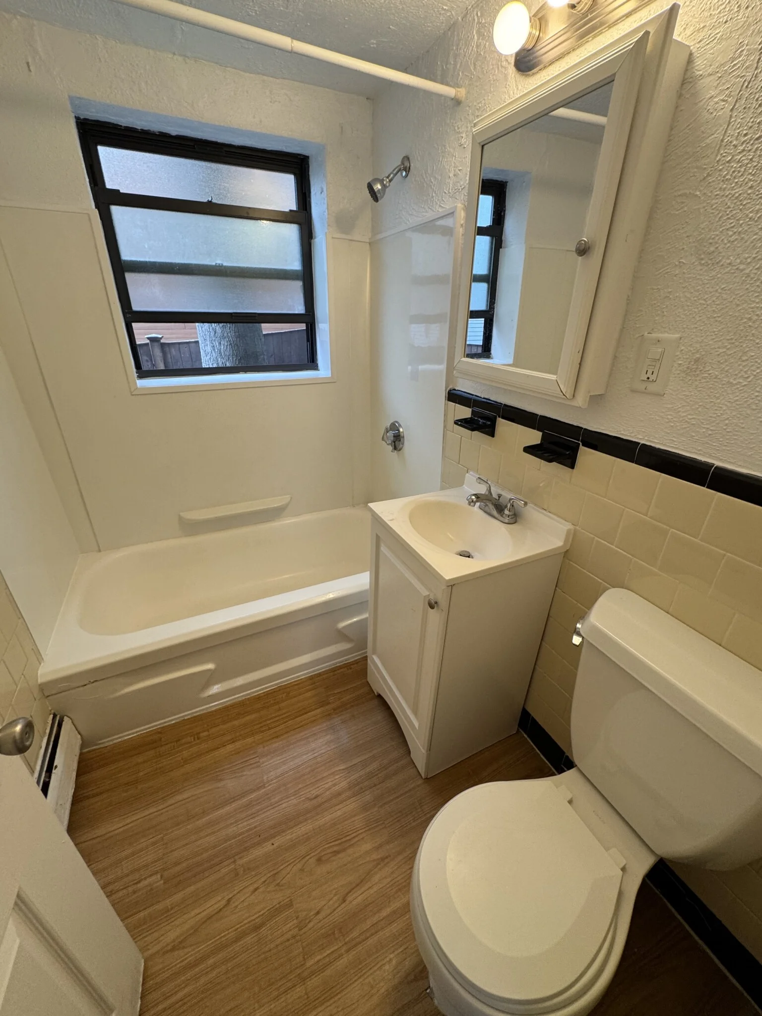 1 bed, 1 bath apartment for rent at 48A Harvard Ave Unit 2, Coolidge Corner — photo 4 of 6