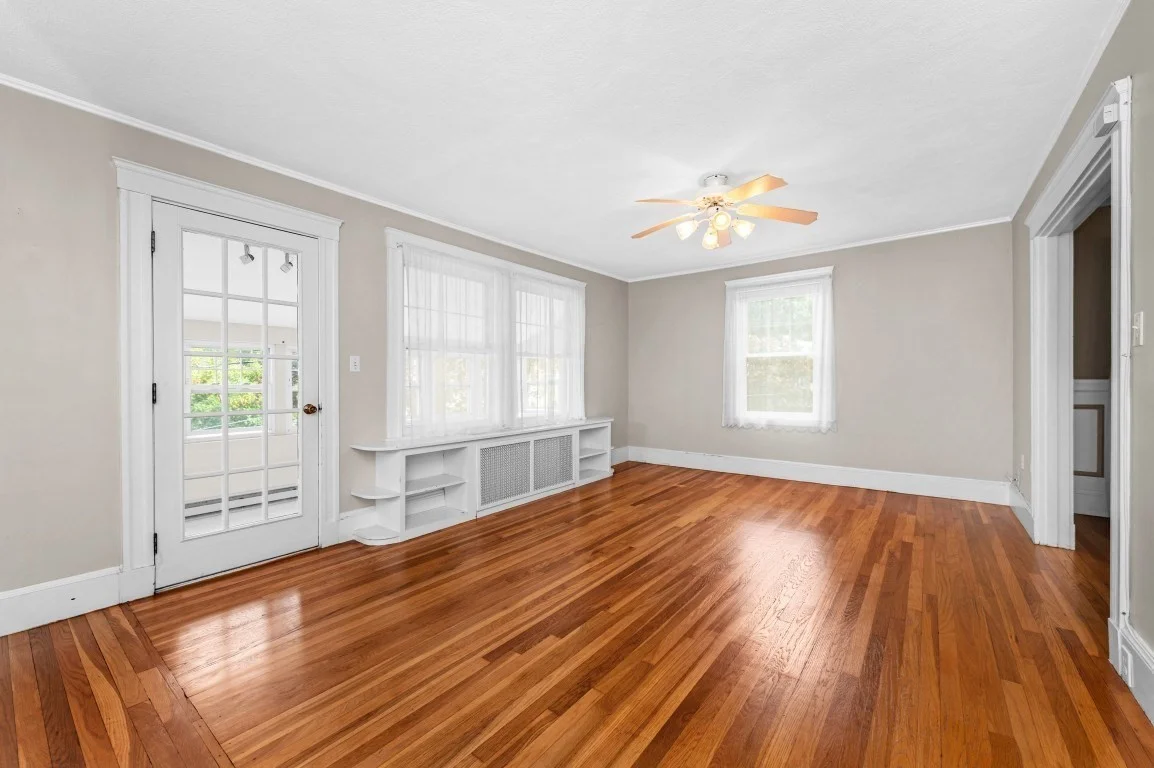 3 bed, 1 bath apartment for rent at 49-51 Harding Ave Unit 49, Belmont — photo 7 of 26