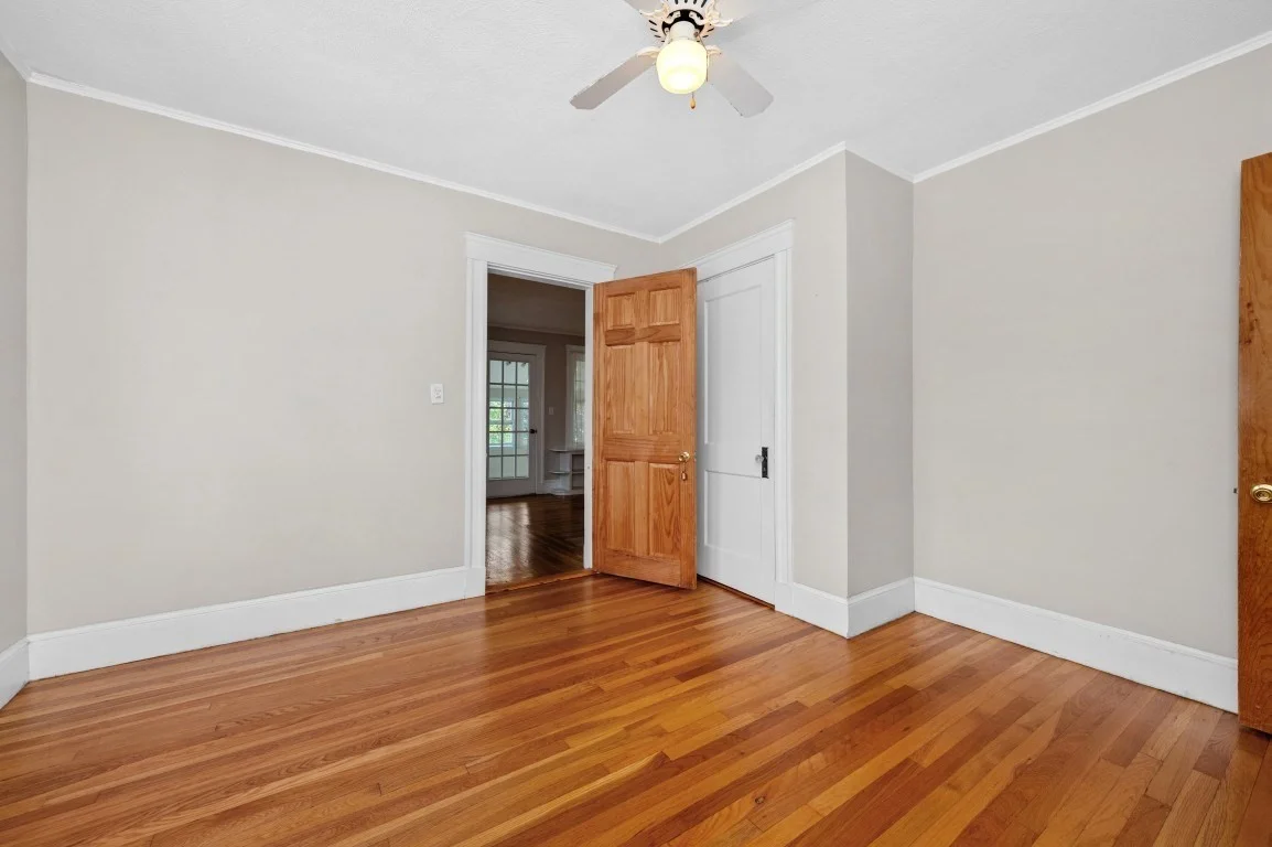 3 bed, 1 bath apartment for rent at 49-51 Harding Ave Unit 49, Belmont — photo 14 of 26