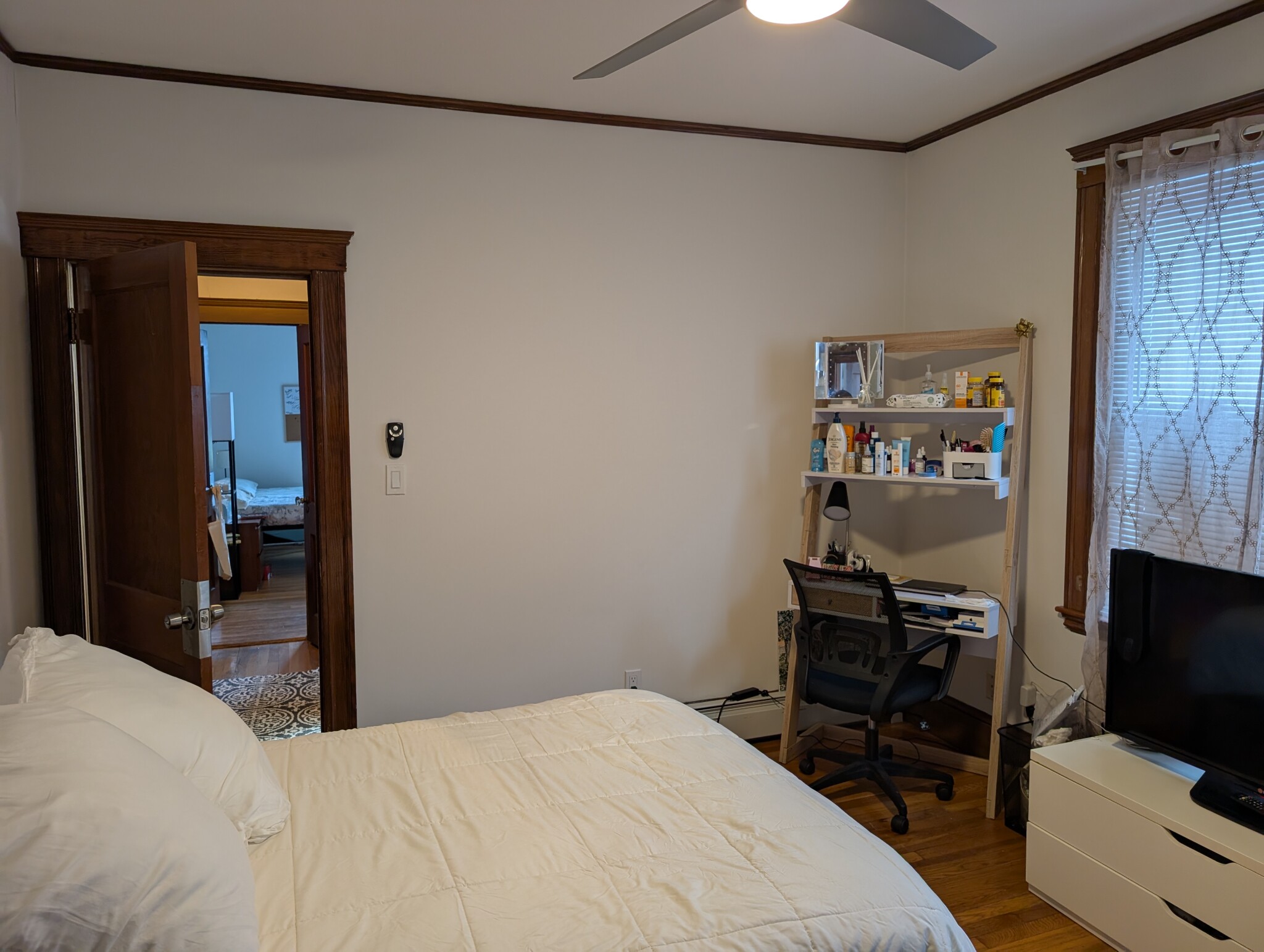 4 bed, 2 bath apartment for rent at 49 Adams St Unit 49, Medford — photo 15 of 27