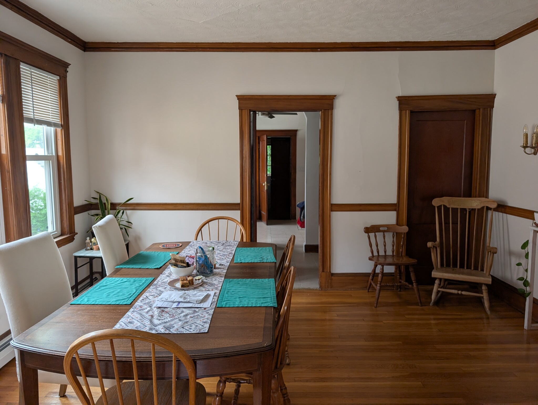 4 bed, 2 bath apartment for rent at 49 Adams St Unit 49, Medford — photo 6 of 27