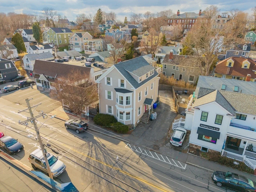 2 bed, 1 bath apartment for rent at 49 Atlantic Ave Unit 1, Marblehead — photo 5 of 15