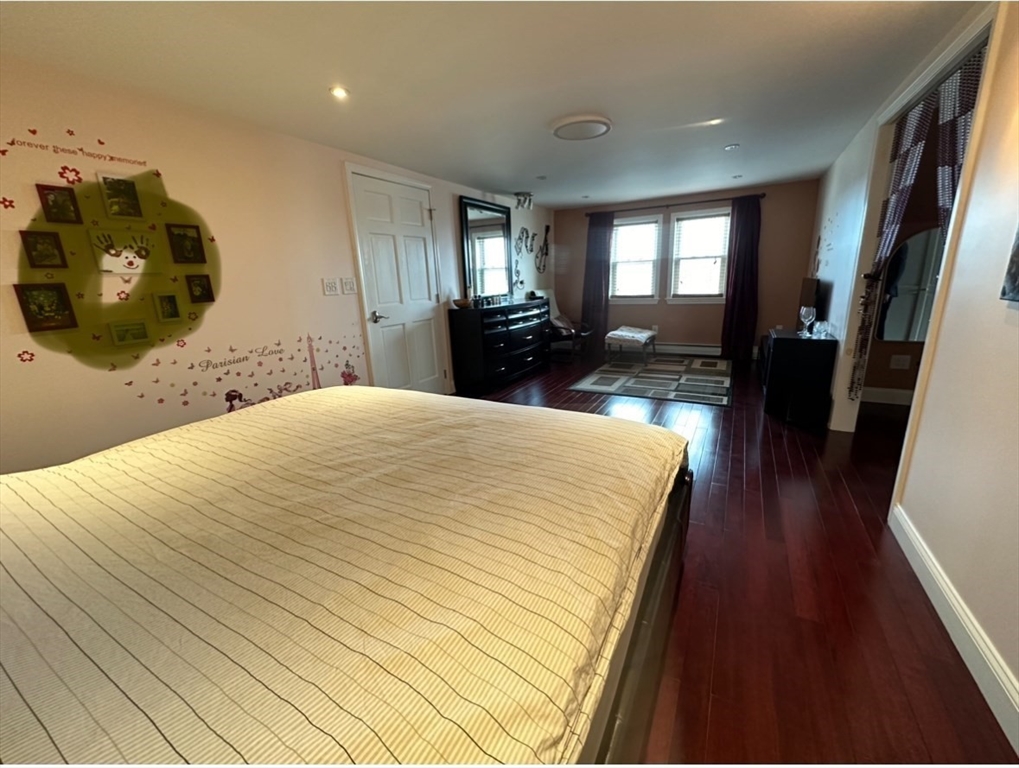 3 bed, 2 bath apartment for rent at 49 Bates Unit 49, Winthrop — photo 9 of 16
