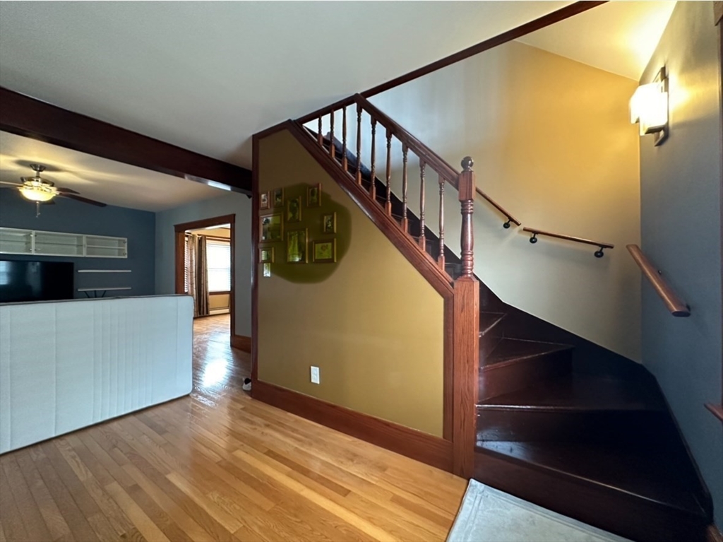 3 bed, 2 bath apartment for rent at 49 Bates Unit 49, Winthrop — photo 10 of 16