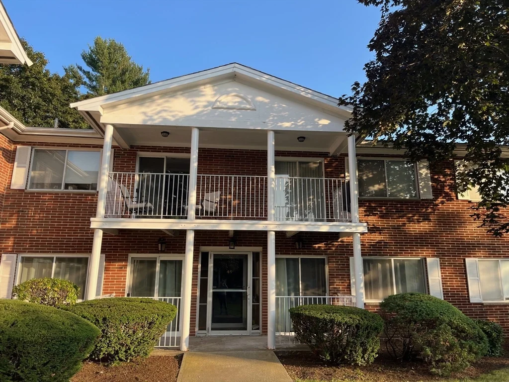 2 bed, 1 bath apartment for rent at 49 Bayberry Dr Unit 2, Sharon — photo 1 of 14